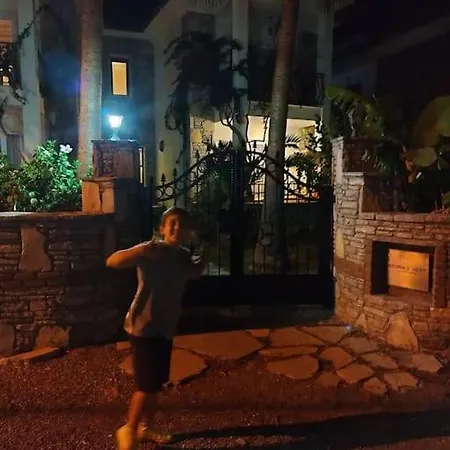 דירה Storks Nest Hause