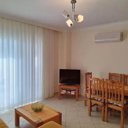 דירה Storks Nest Hause *